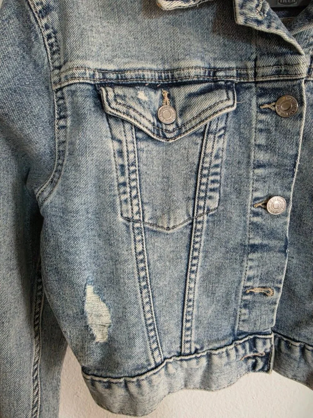 H&M Girls Distressed Light Wash Denim Jacket Size 11-12Y